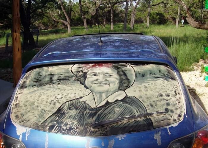 Рисунки на грязных автомобилях. фото Y_6339679a